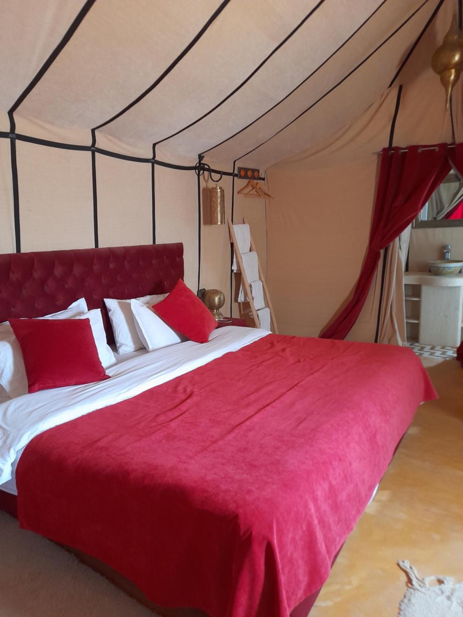 Tourza Desert Camp "Tents With Heating" Merzouga Eksteriør bilde